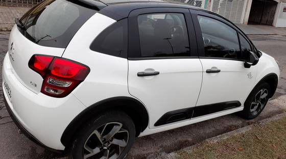 CITROËN C3 1.6 VTI 120 FLEX URBAN TRAIL EAT6